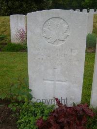 Etaples Military Cemetery - Booth, Arthur